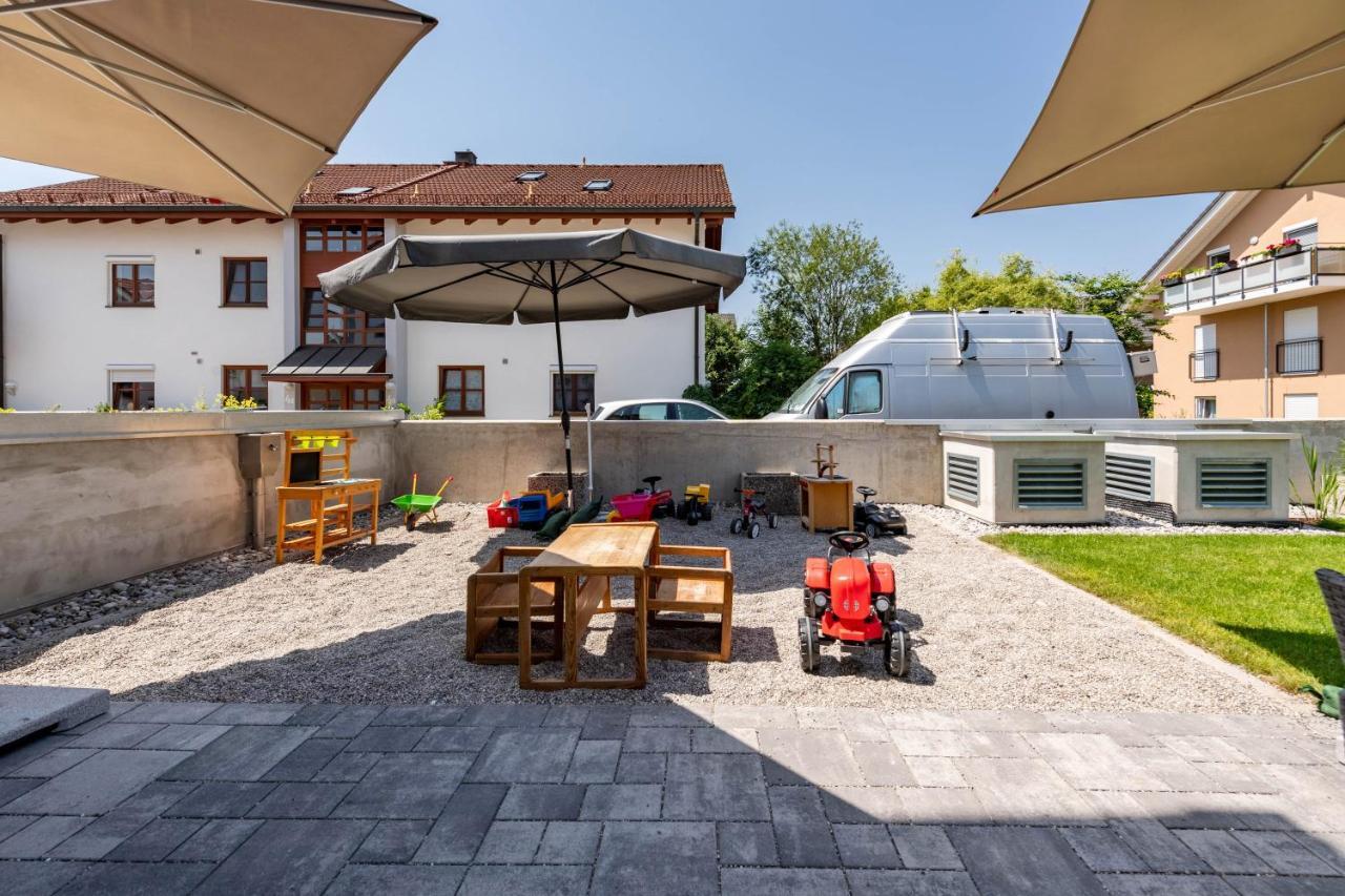 Schloeglhof Villa Gilching Eksteriør billede